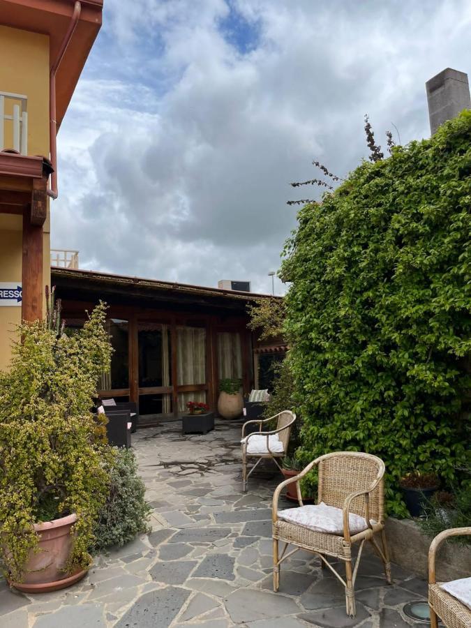 Agriturismo La Cantina Baratili San Pietro Zewnętrze zdjęcie